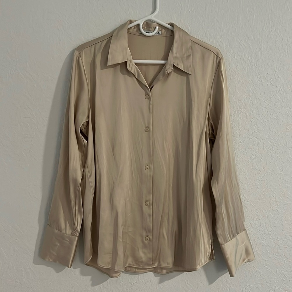 Abercrombie & Fitch Long-Sleeve Satin Button-Up Shirt - Cream